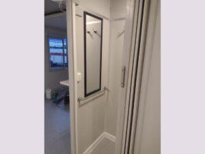 Contenedor sanitario de 20 pies con cuatro puertas exteriores
